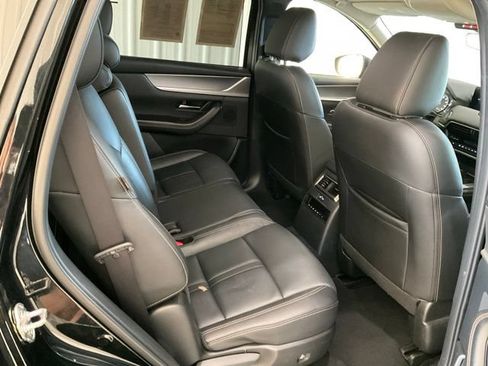 Used 2025 MAZDA CX-90 3.3 Turbo w/ Preferred Package AWD/4WD image 25