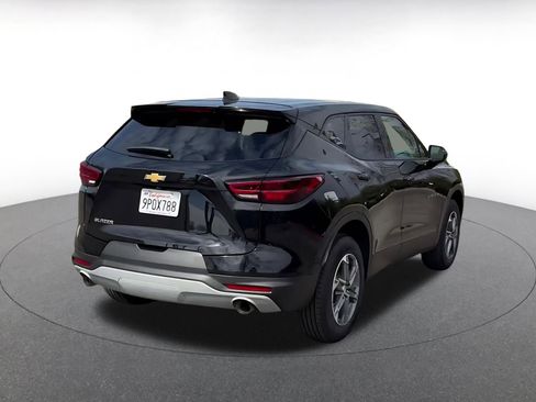 Used 2025 Chevrolet Blazer LT image 14