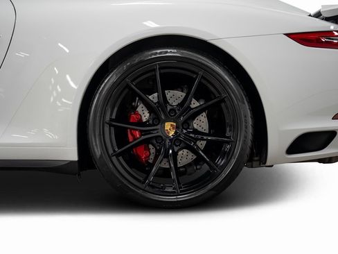 Used 2019 Porsche 911 Carrera 4S image 14