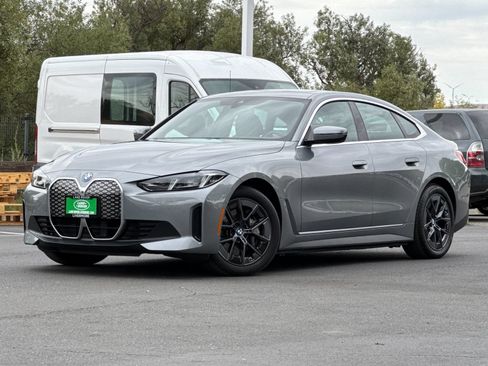 Used 2025 BMW i4 eDrive40 RWD image 2
