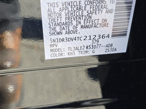 New 2026 Nissan Pathfinder Platinum image 34