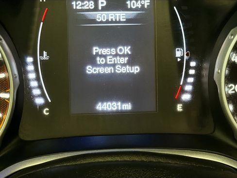 Used 2020 Jeep Compass Latitude FWD image 8