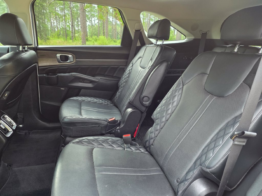Used 2022 Kia Sorento SX Prestige AWD/4WD image 16