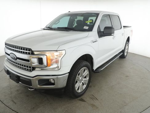 Used 2018 Ford F150 XLT w/ Equipment Group 302A Luxury image 10