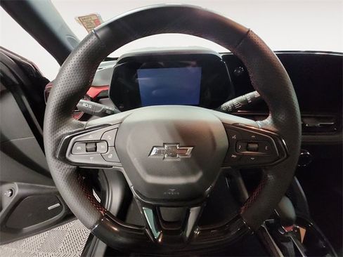 Used 2024 Chevrolet TrailBlazer RS w/ Convenience Package image 12