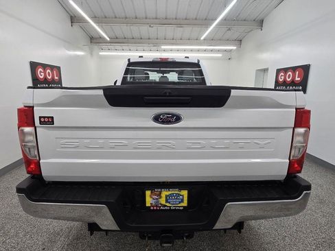 Used 2022 Ford F250 XL w/ Power Equipment Group AWD/4WD image 5