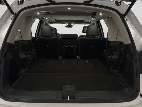 Certified 2023 Honda Pilot Touring image 20