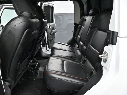 Used 2021 Jeep Gladiator Rubicon AWD/4WD image 28