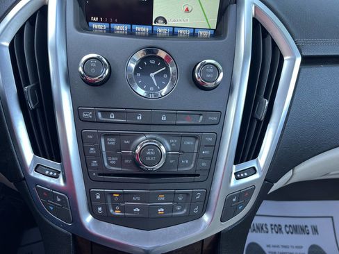 Used 2012 Cadillac SRX Luxury image 40