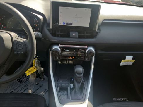 Certified 2025 Toyota RAV4 LE image 18