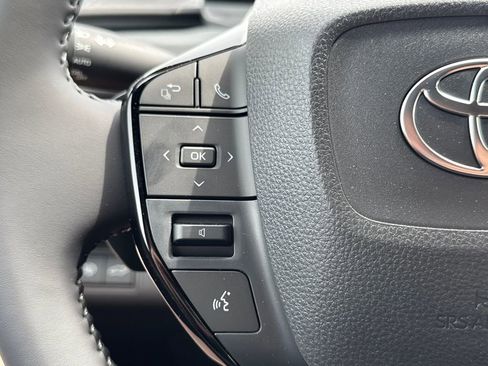 New 2026 Toyota C-HR AWD/4WD image 19