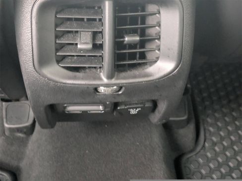 Used 2020 Jeep Cherokee Trailhawk w/ Cold Weather Group image 15