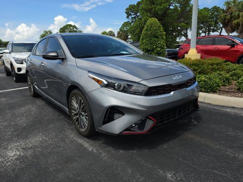 Certified 2023 Kia Forte GT-Line FWD image 3