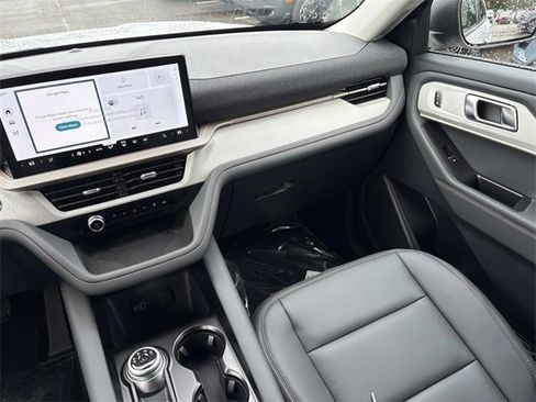New 2026 Ford Explorer Active w/ Active Comfort Package image 15