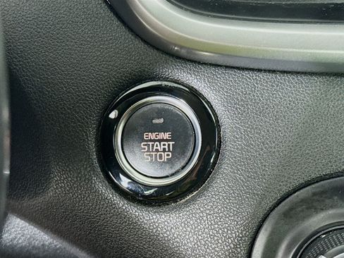 Used 2019 Kia Sorento EX FWD image 19