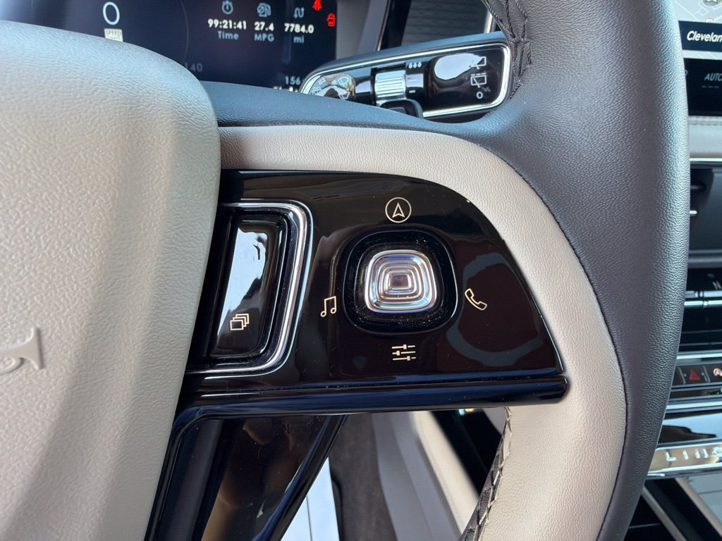 Used 2023 Lincoln Corsair FWD image 21
