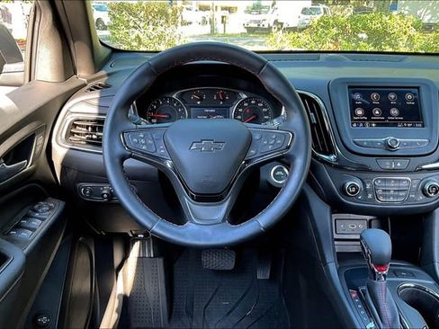 Used 2023 Chevrolet Equinox RS w/ LPO, Floor Liner Package image 8