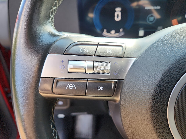Used 2025 Hyundai Kona SEL AWD/4WD image 21