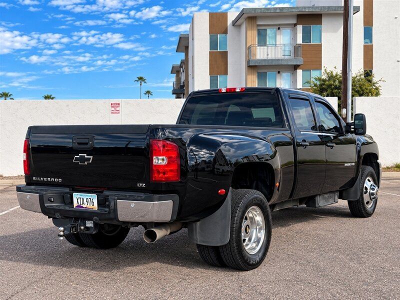 Used 2013 Chevrolet Silverado 3500 LTZ w/ LTZ Plus Package AWD/4WD image 5