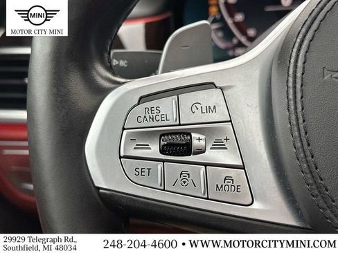 Used 2022 BMW 750i xDrive w/ Executive Package image 27