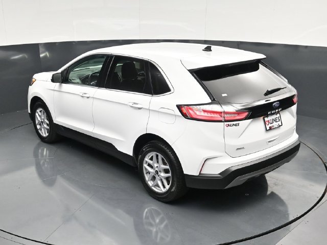 Used 2024 Ford Edge SEL AWD/4WD image 50
