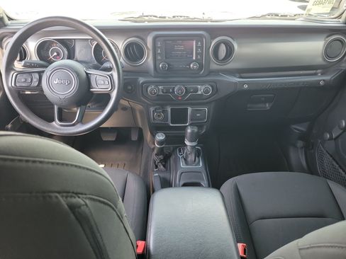 Used 2018 Jeep Wrangler Unlimited Sport AWD/4WD image 15