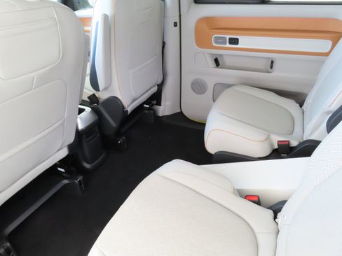 New 2025 Volkswagen ID. Buzz 1st Edition image 24