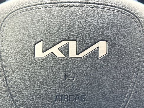 Used 2025 Kia Telluride EX X-Line AWD/4WD image 31