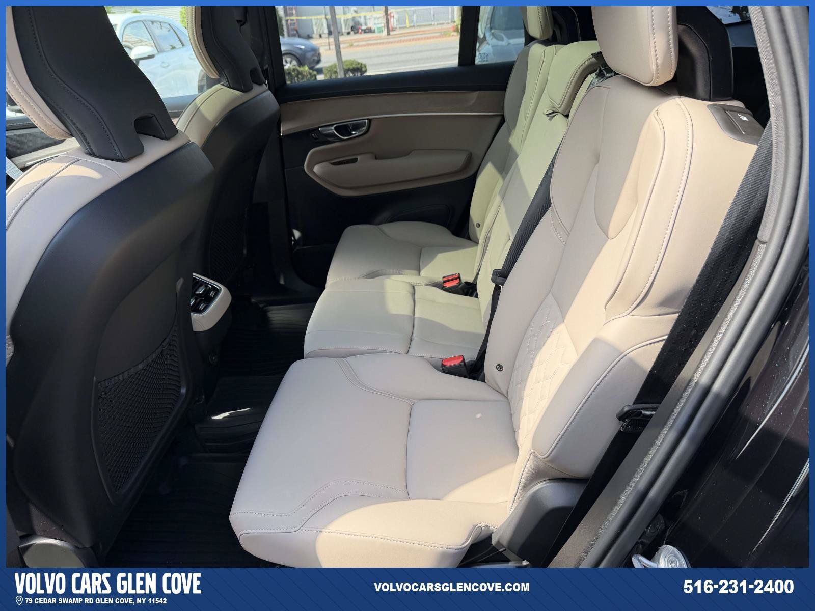 Used 2026 Volvo XC90 B5 Plus w/ Protection Package Premier AWD/4WD image 18