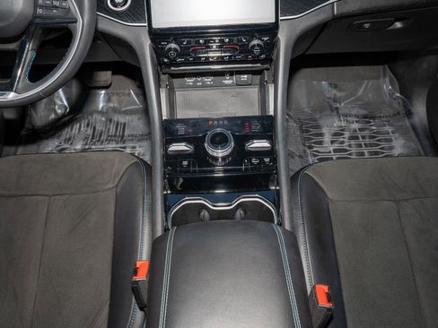 Used 2023 Jeep Grand Cherokee Trailhawk w/ Luxury Tech Group III image 26