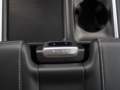 Used 2025 Ford Expedition Max Platinum image 30