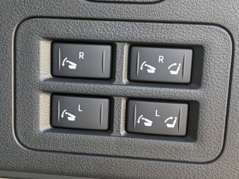 New 2026 Nissan Armada Platinum image 14