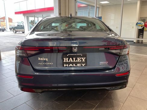 Used 2025 Honda Accord Touring image 7