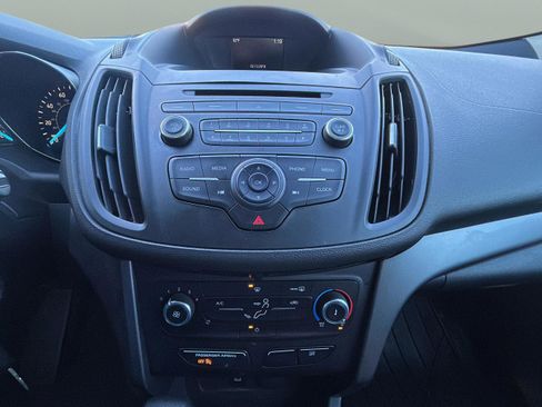 Used 2018 Ford Escape S image 29