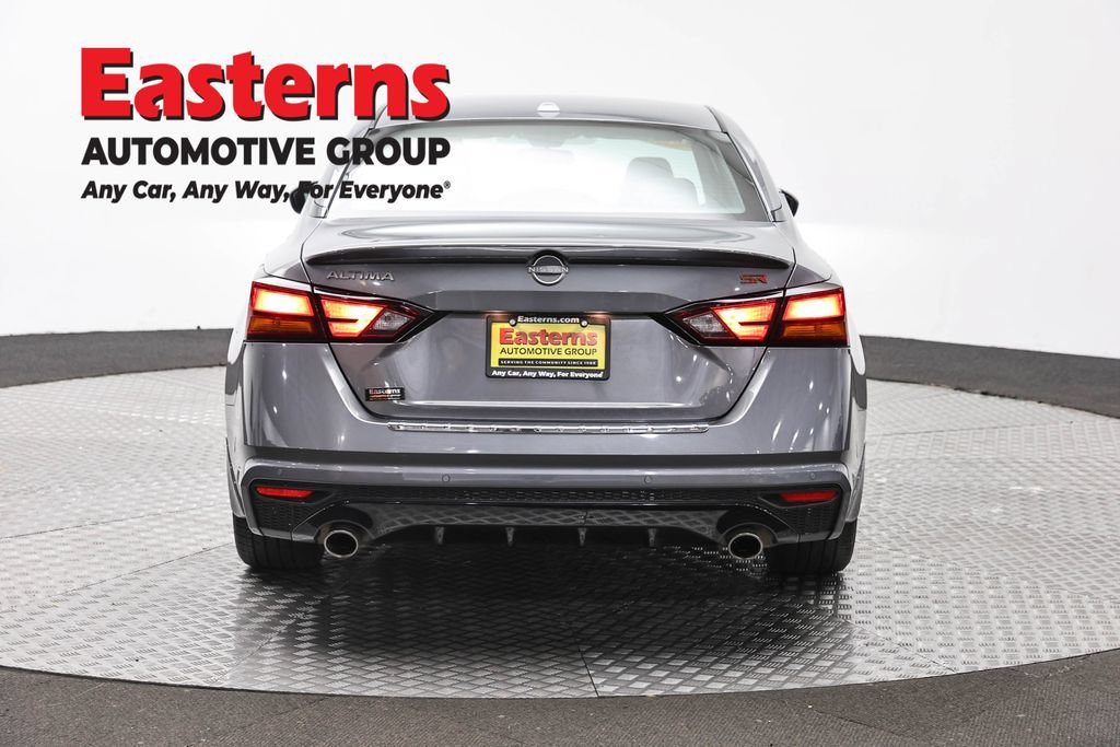 Used 2023 Nissan Altima 2.5 SR FWD image 7