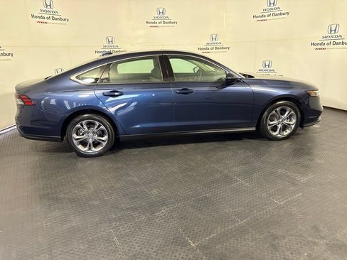 Used 2024 Honda Accord EX image 3