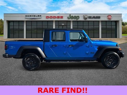 Used 2024 Jeep Gladiator Sport image 26