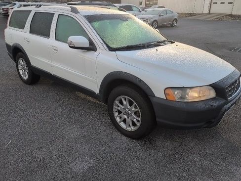 Used 2007 Volvo XC70 image 11