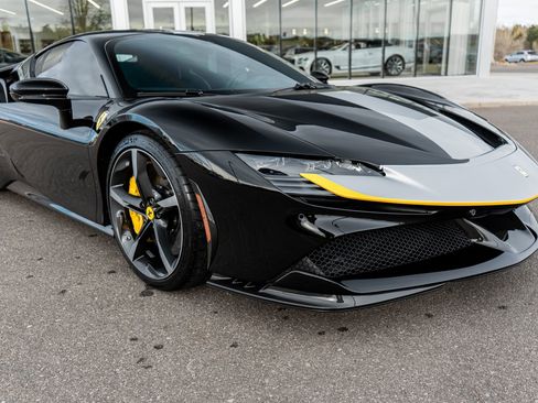 Used 2021 Ferrari SF90 Stradale image 17