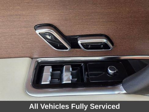 Used 2024 Land Rover Range Rover Autobiography image 34