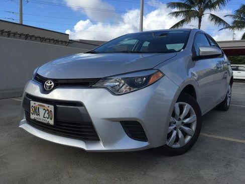 Used 2015 Toyota Corolla LE image 1
