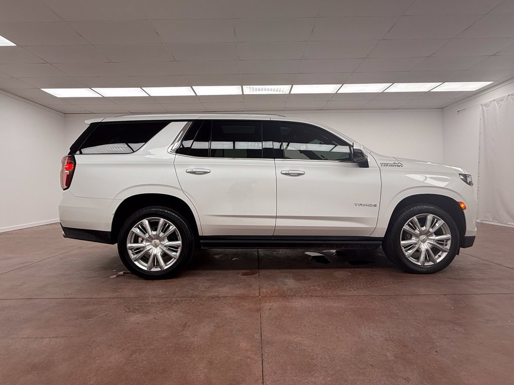 Used 2022 Chevrolet Tahoe High Country RWD image 6