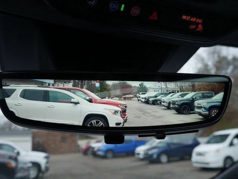 New 2026 Chevrolet Equinox EV LT image 20