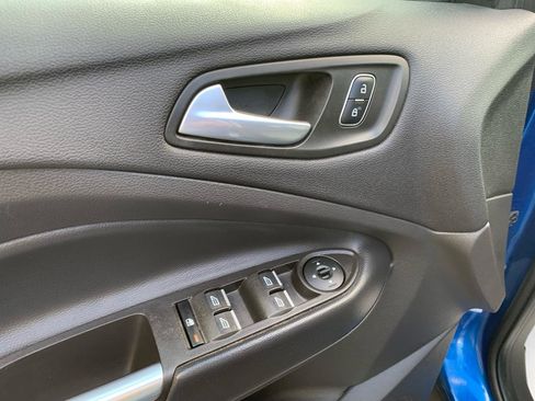 Used 2019 Ford Escape SEL AWD/4WD image 11