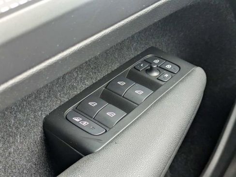 Used 2021 Volvo XC40 T5 R-Design w/ Advanced Package AWD/4WD image 26