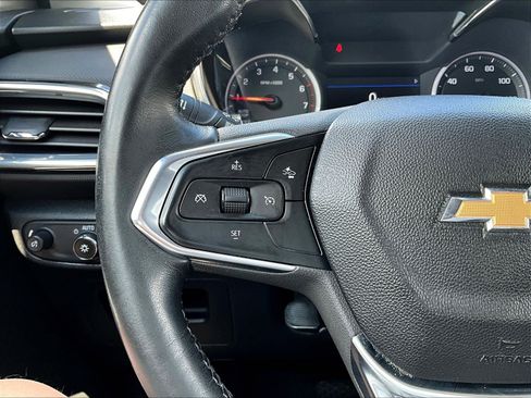 Used 2021 Chevrolet TrailBlazer LT w/ Sun and Liftgate Package FWD image 11