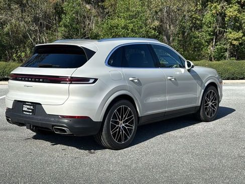 Certified 2026 Porsche Cayenne image 27