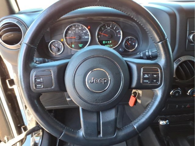 Used 2016 Jeep Wrangler Sport w/ Quick Order Package 24S AWD/4WD image 17