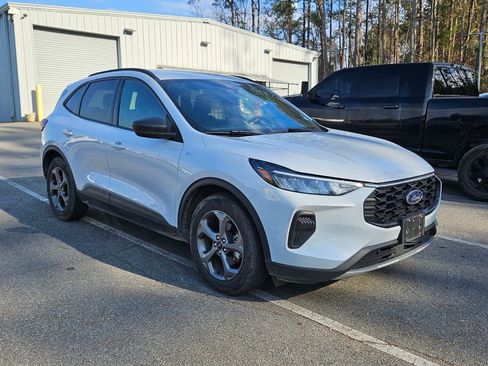 Used 2025 Ford Escape ST-Line image 1