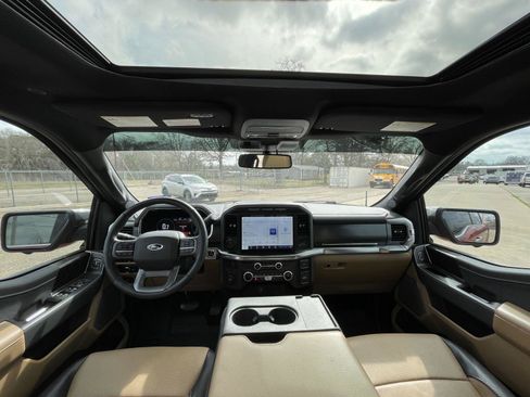 Used 2022 Ford F150 Lariat image 14